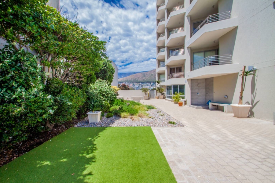 3 Bedroom Property for Sale in Mouille Point Western Cape